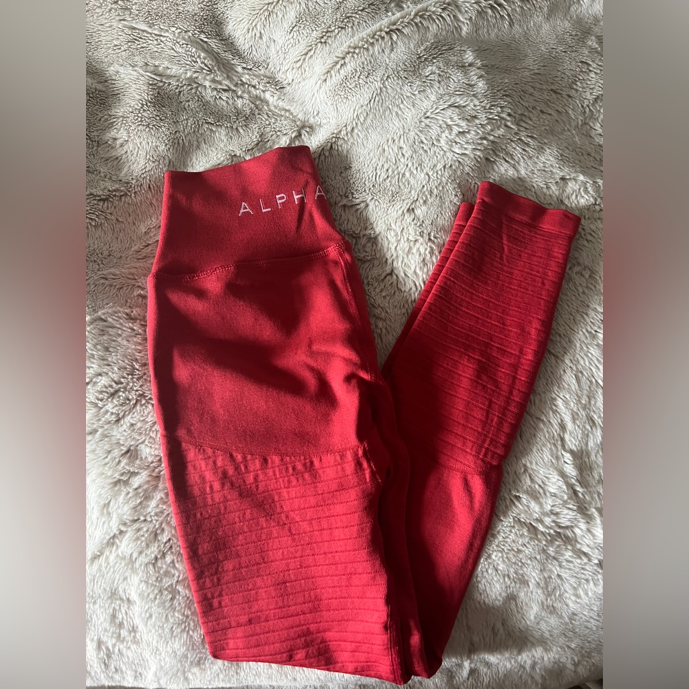 Alphalete S Revival R6 Leggings- Coral Red